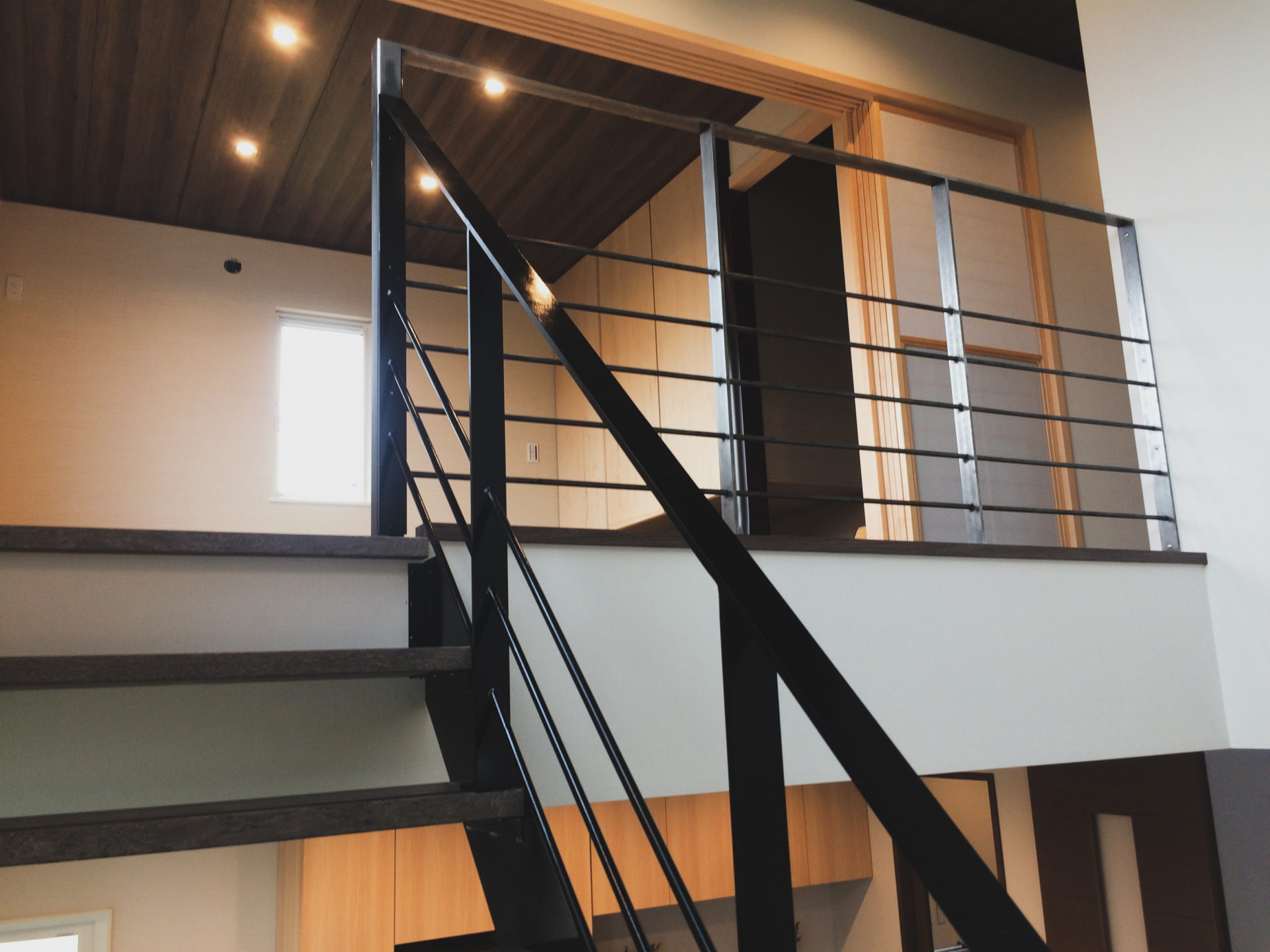 住宅・店舗の鉄製階段や手すりの施工